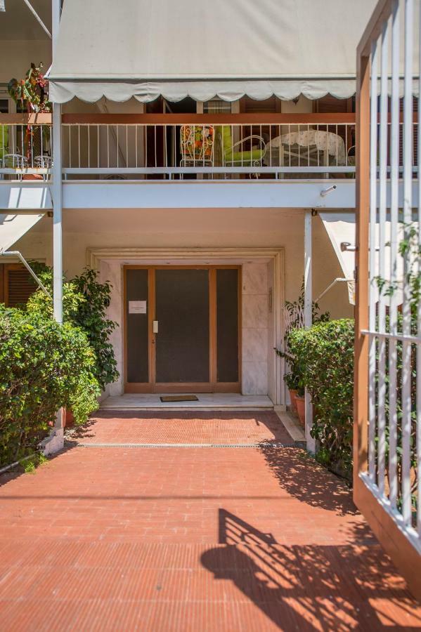 Starapartment Athens-Varkiza Top 2 Екстер'єр фото